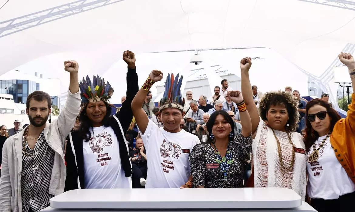 Filme brasileiro sobre resistência indígena é premiado em Cannes